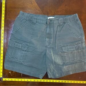 Vintage Y2K Savane Army Green cargo shorts